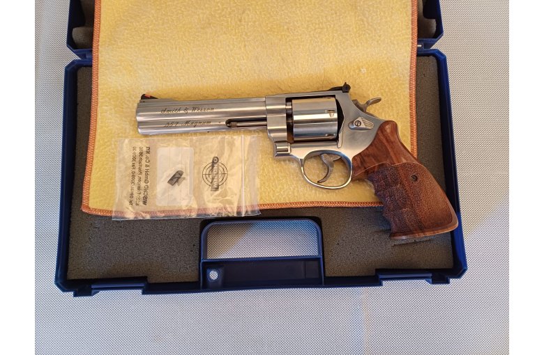 Smith & Wesson Revolver Mod. 627 Target Champion Kal..357Mag